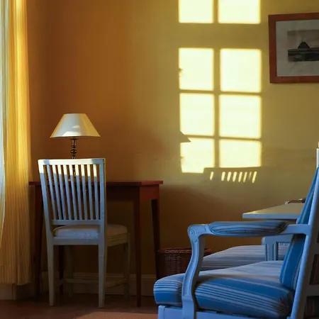 Herrenhaus Linker Seitenfluegel I - Boldevitzer Ruegenkaten Διαμέρισμα *